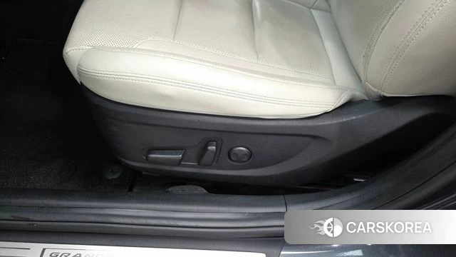 Hyundai The New Grandeur IG Hybrid id 4282287 из Кореи 26