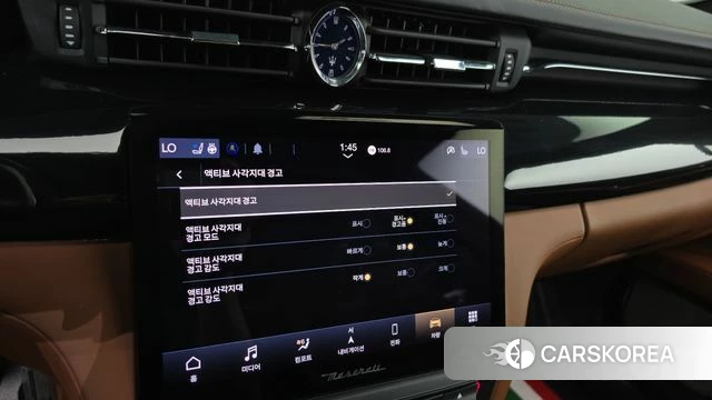Maserati Quattroporte id 4768708 из Кореи 26