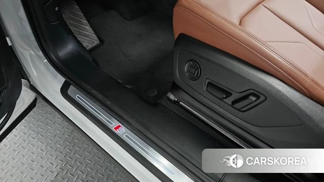 Audi Q3 (F3) id 4578459 из Кореи 26