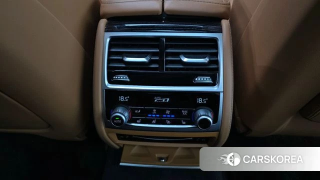 BMW 7 Series (G11) id 4848631 из Кореи 26
