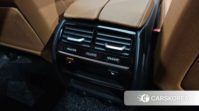 BMW 5 Series (G30) id 4558018 из Кореи 26