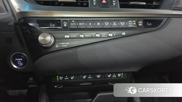 Lexus ES300h 7th generation id 4746069 из Кореи 26