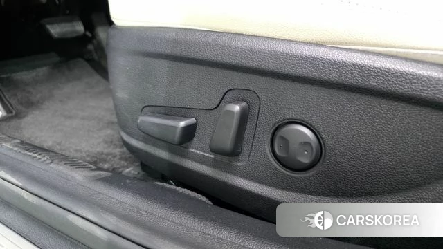 Hyundai The New Grandeur IG id 4433379 из Кореи 26