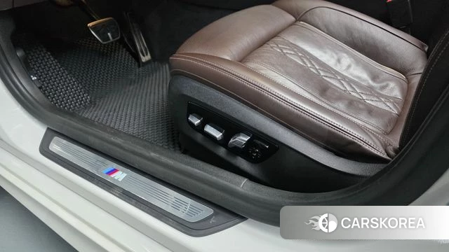 BMW 5 Series (G30) id 4795034 из Кореи 26