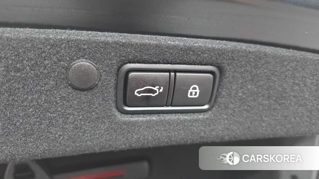 Hyundai The New Grandeur IG id 4324664 из Кореи 26