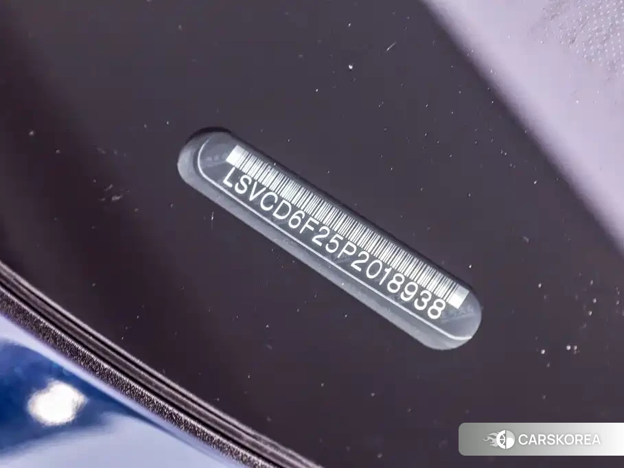 Audi A7L id 4649227 из Китая 26