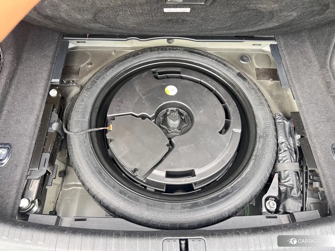 Audi A6L id 4607184 из Китая 26