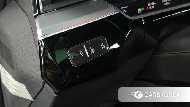 Audi e-Tron id 4585471 из Кореи 26