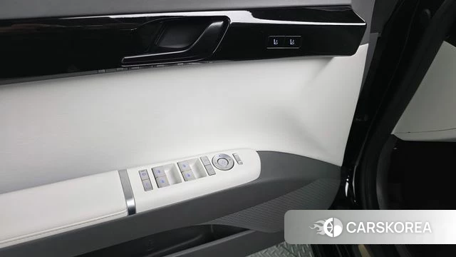 Hyundai Grandeur Hybrid (GN7) id 4516725 из Кореи 26