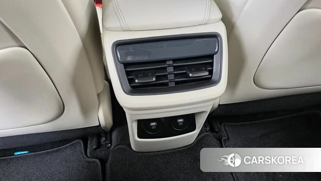 Kia The New K8 Hybrid id 4834100 из Кореи 26