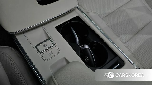 Hyundai The New Grandeur IG Hybrid id 4641694 из Кореи 26
