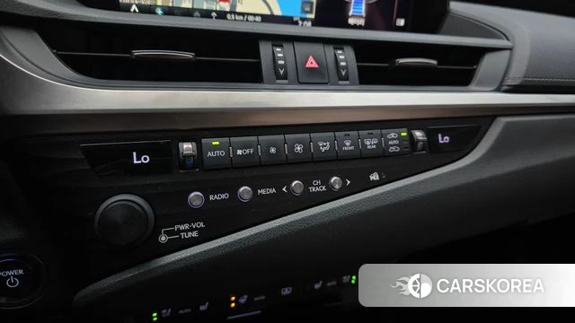 Lexus ES300h 7th generation id 4751071 из Кореи 26