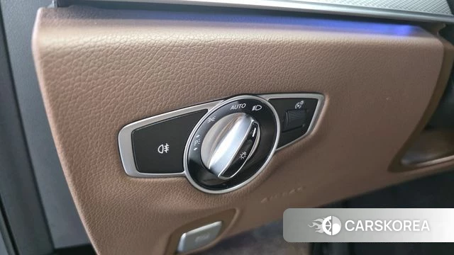 Mercedes-Benz E-Class W213 id 4722342 из Кореи 26