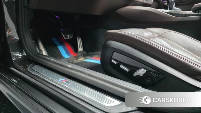 BMW 5 Series (G30) id 4245083 из Кореи 26