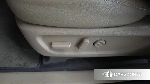 Kia All New Carnival id 4430618 из Кореи 26