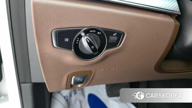 Mercedes-Benz E-Class W213 id 4196155 из Кореи 26