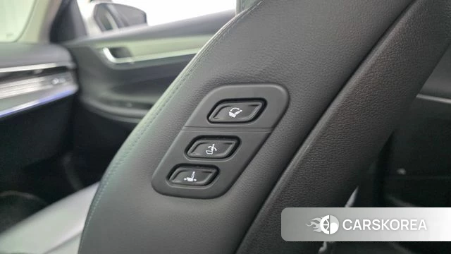 Hyundai The New Grandeur IG id 4501181 из Кореи 26