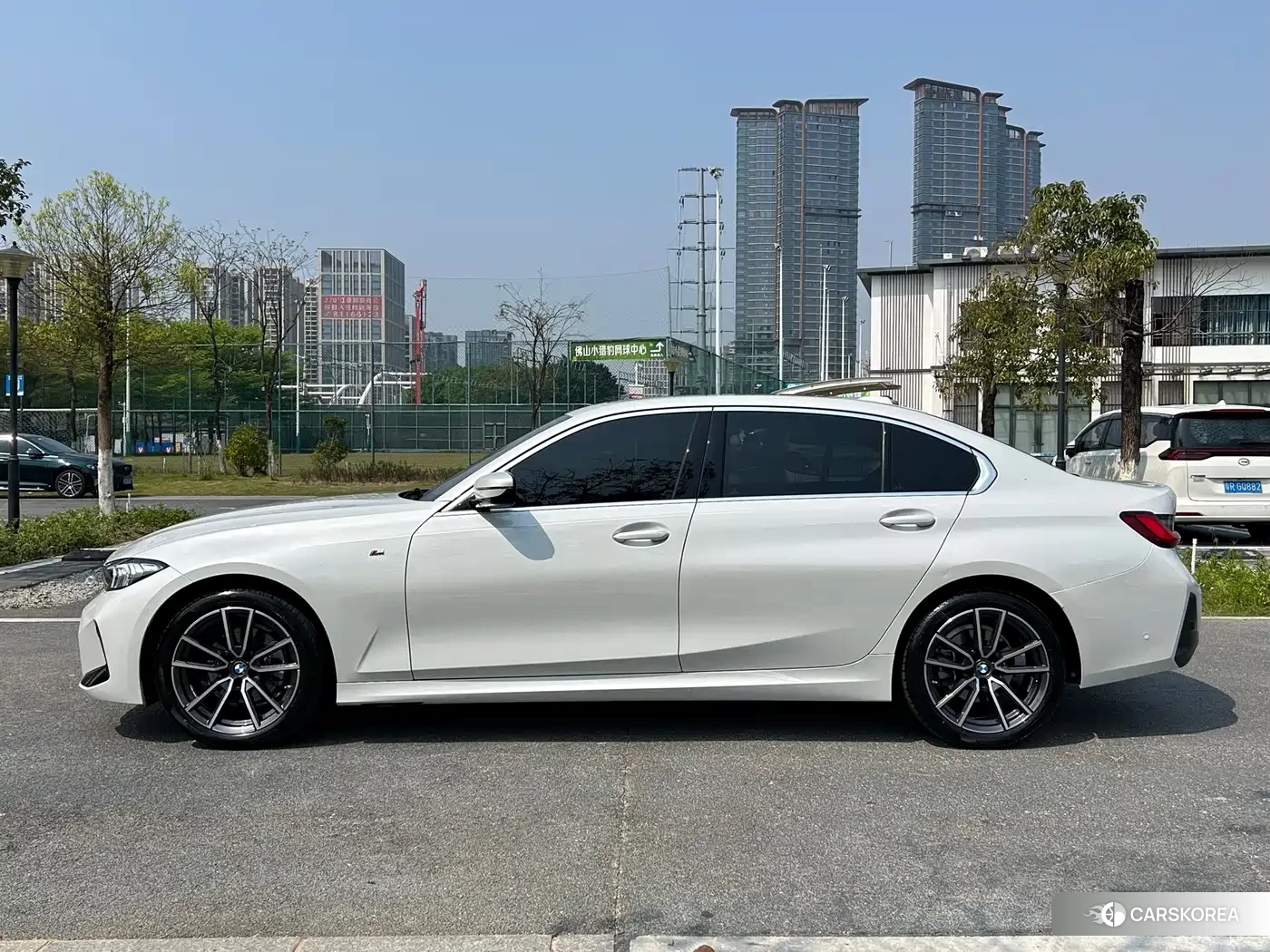 BMW 3 series id 4570356 из Китая 26