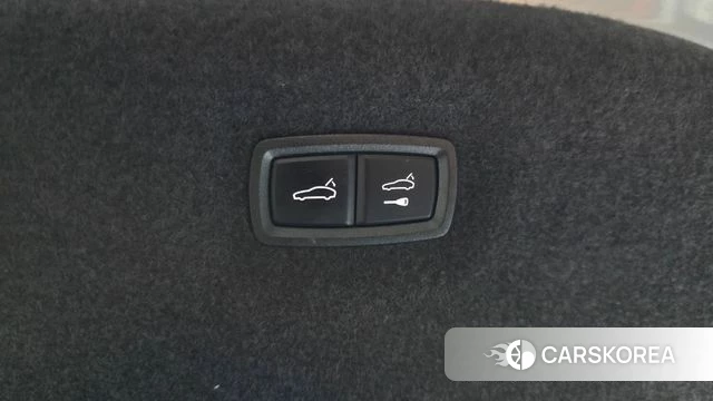 Porsche Taycan id 4293445 из Кореи 26