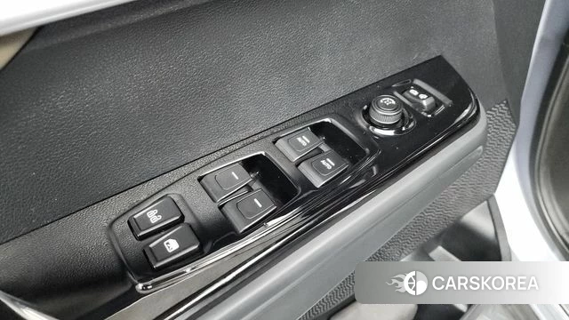 Ssangyong Torres id 4585174 из Кореи 26
