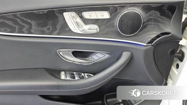 Mercedes-Benz E-Class W213 id 4781188 из Кореи 26