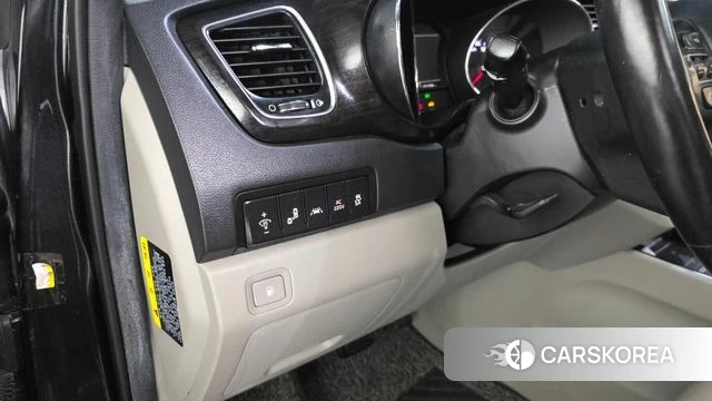Kia The New Carnival id 4677932 из Кореи 26