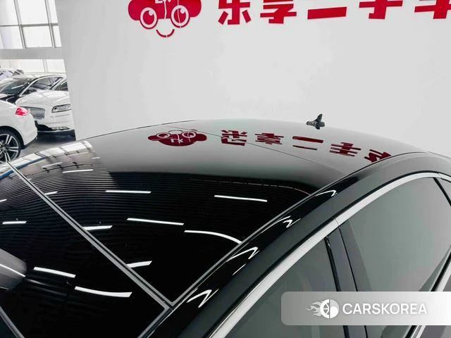 Audi A8 id 4273612 из Китая 26