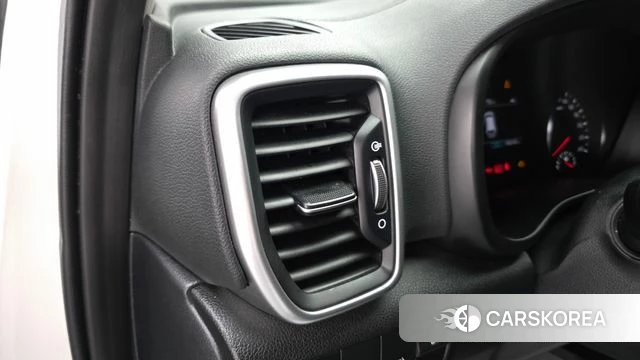 Kia Sportage The Bold id 4489836 из Кореи 26