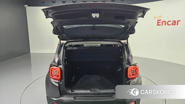 Jeep Renegade id 4741320 из Кореи 26