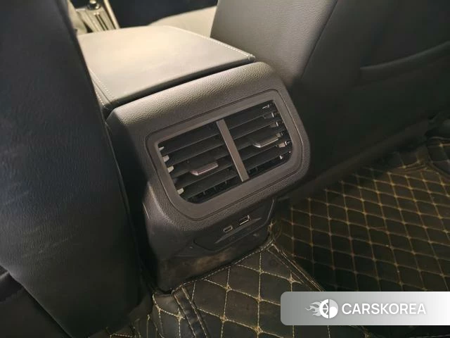 Volkswagen Lavida id 4257695 из Китая 26