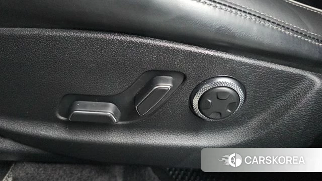Genesis GV70 id 4388933 из Кореи 26
