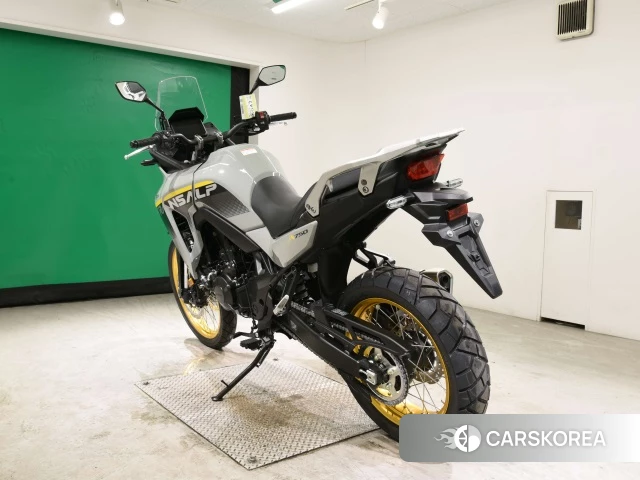 Honda TRANSALP XL750 id 3950100 из Японии 26