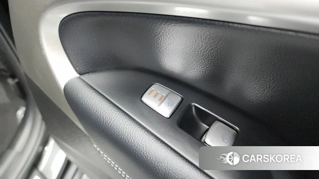 Genesis The New G70 id 4500500 из Кореи 26