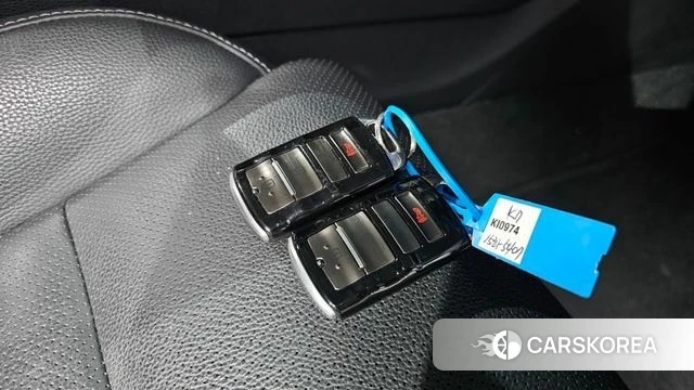 Kia Come New K7 id 4605276 из Кореи 26