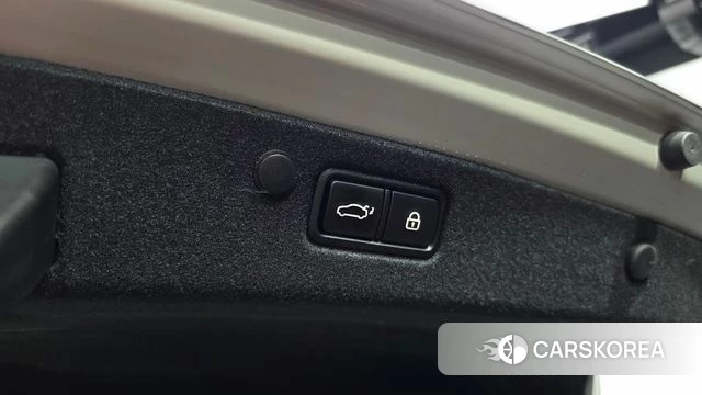 Hyundai The New Grandeur IG Hybrid id 4637361 из Кореи 26