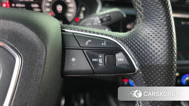 Audi Q3 (F3) id 4608862 из Кореи 26