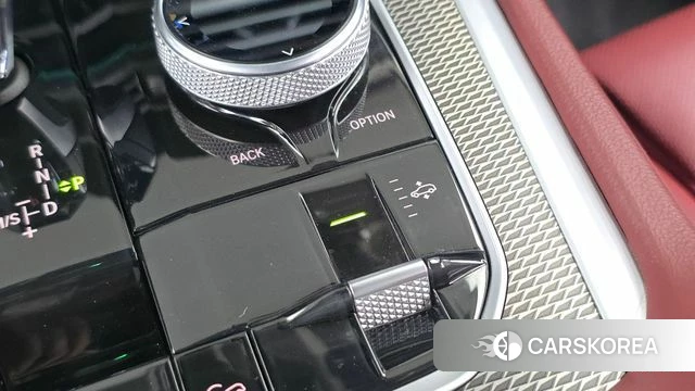 BMW X6 (G06) id 4550833 из Кореи 26
