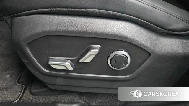 Hyundai Santa Fe (MX5) id 4388154 из Кореи 26