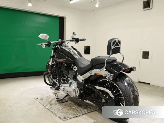 Harley-Davidson Softail Breakout FXBR 1920 id 3945607 из Японии 26