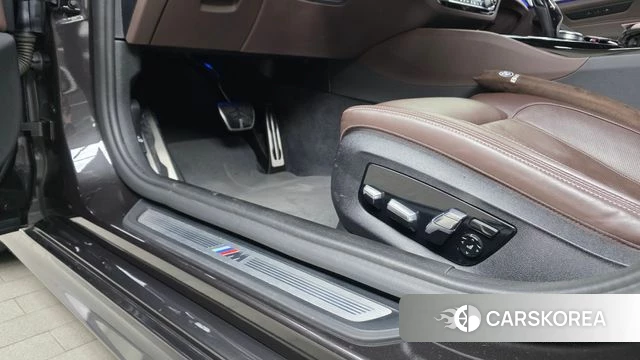 BMW 5 Series (G30) id 4848923 из Кореи 26