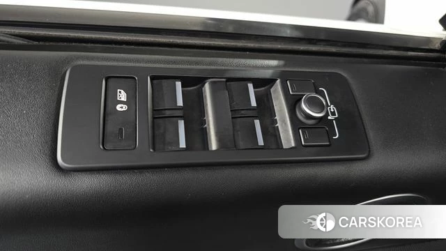 Land Rover Discovery 5 id 4490507 из Кореи 26