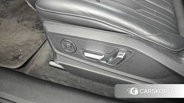 Audi e-Tron id 4650999 из Кореи 26