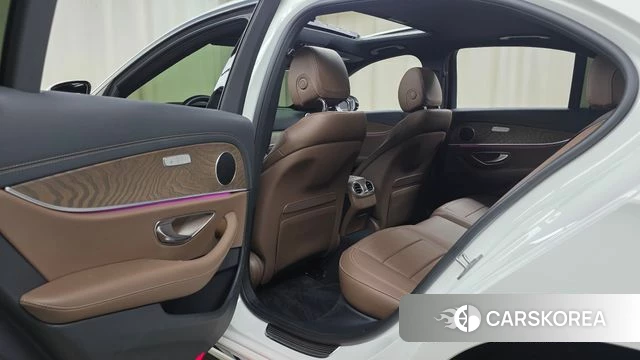 Mercedes-Benz E-Class W213 id 4774865 из Кореи 26