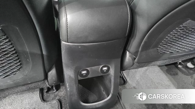 Hyundai Ionic 5 id 4651279 из Кореи 26