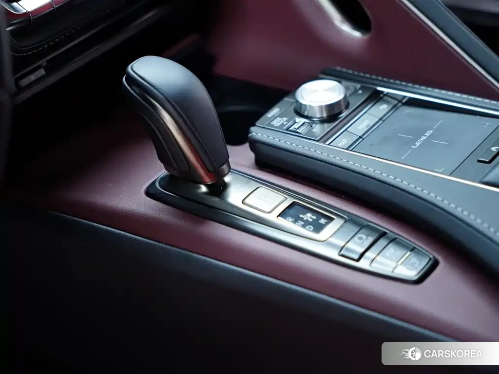 Lexus LC id 4659719 из Китая 27