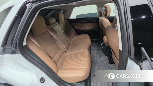 Hyundai Grandeur Hybrid (GN7) id 4691353 из Кореи 26