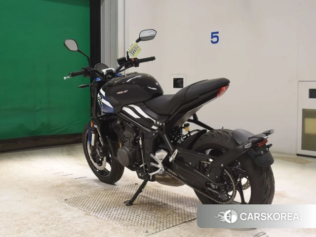 Triumph TRIDENT 660 id 3946638 из Японии 26