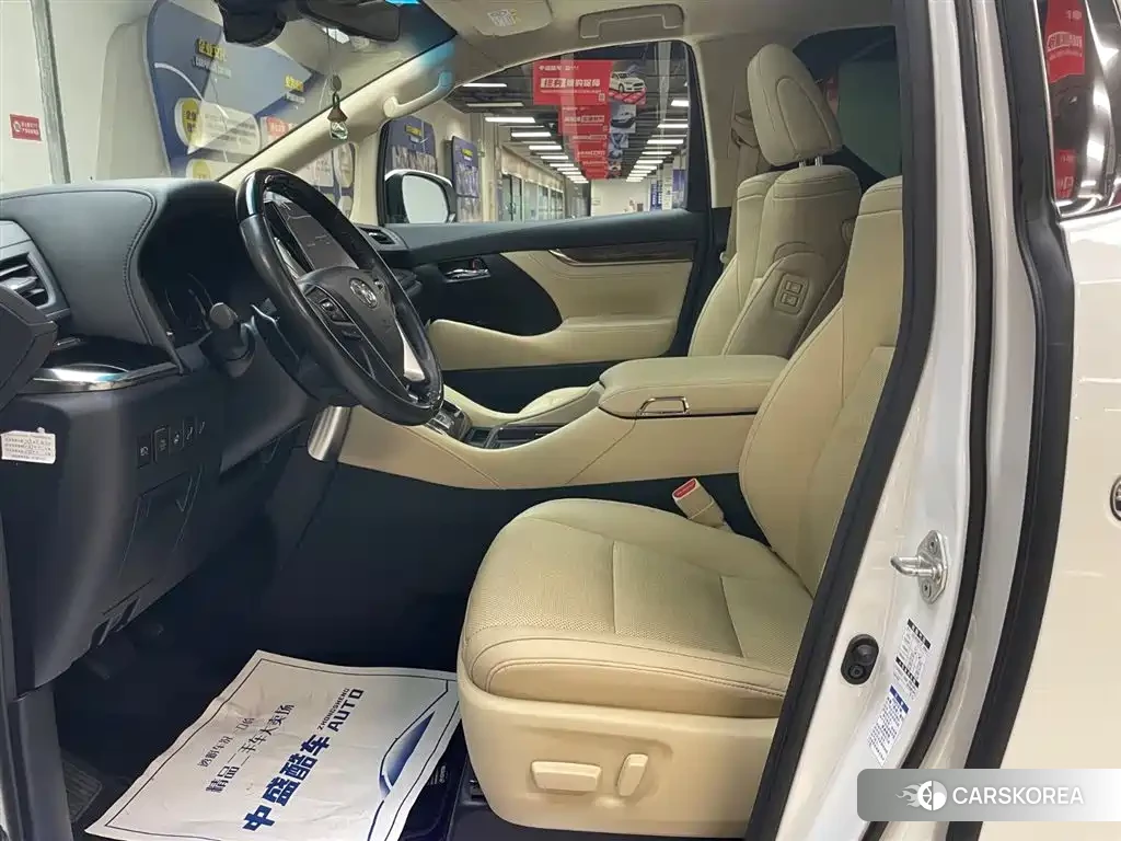 Toyota Elfa id 4599735 из Китая 26