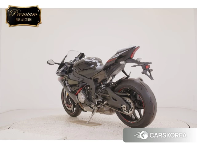 Проданный Yamaha YZF-R1 id 4199689 из Японии, фото 9