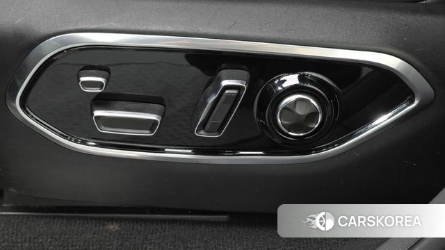 Jeep Grand Cherokee (WL) id 4848316 из Кореи 26